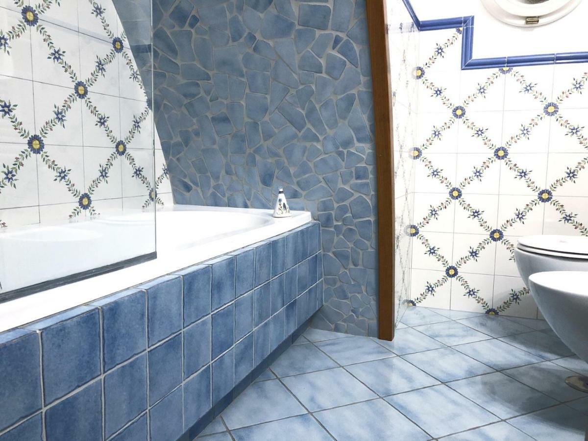Aquamarine Apartment Віко-Екуенсе Екстер'єр фото